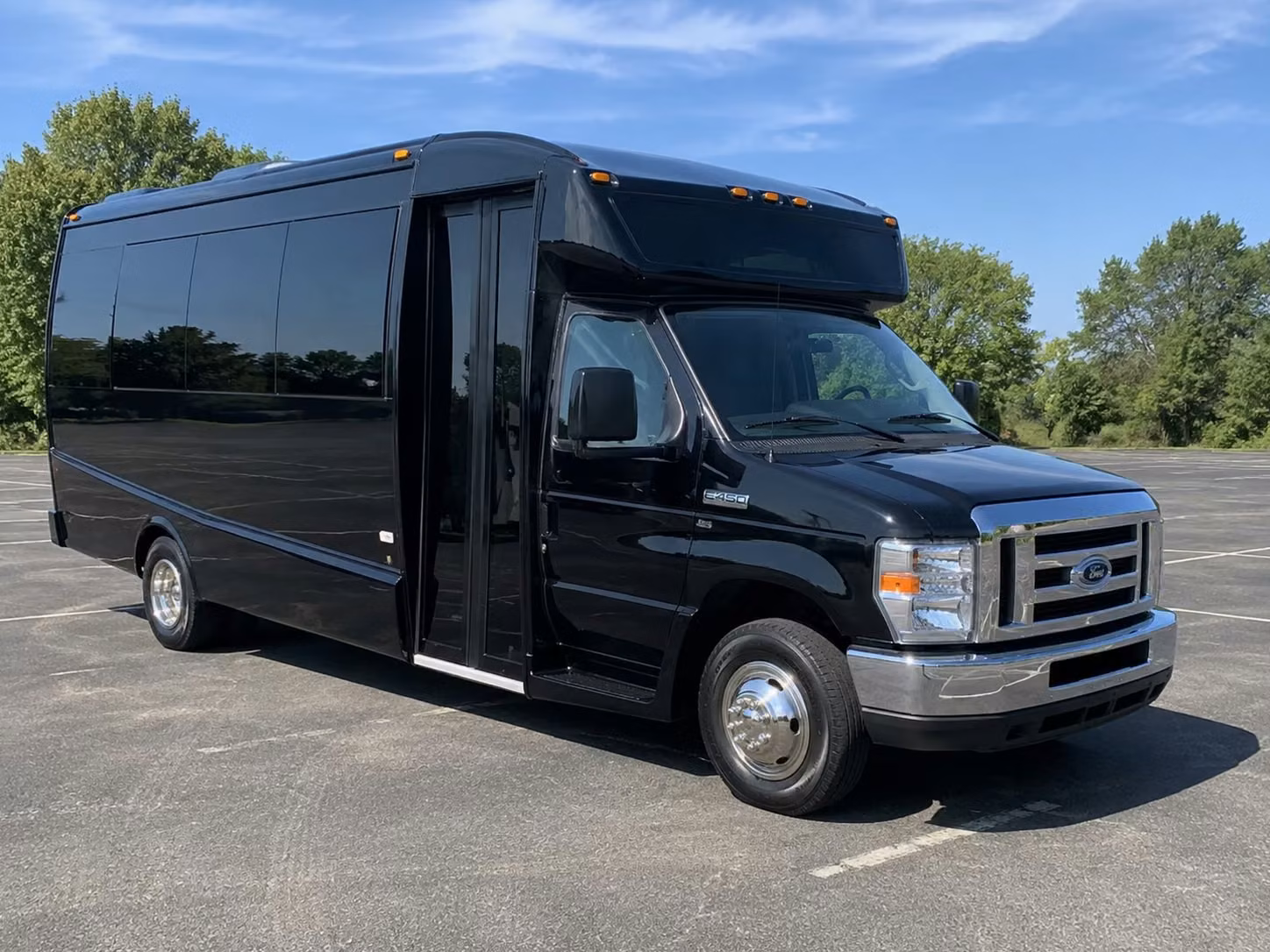 15 passenger minibus