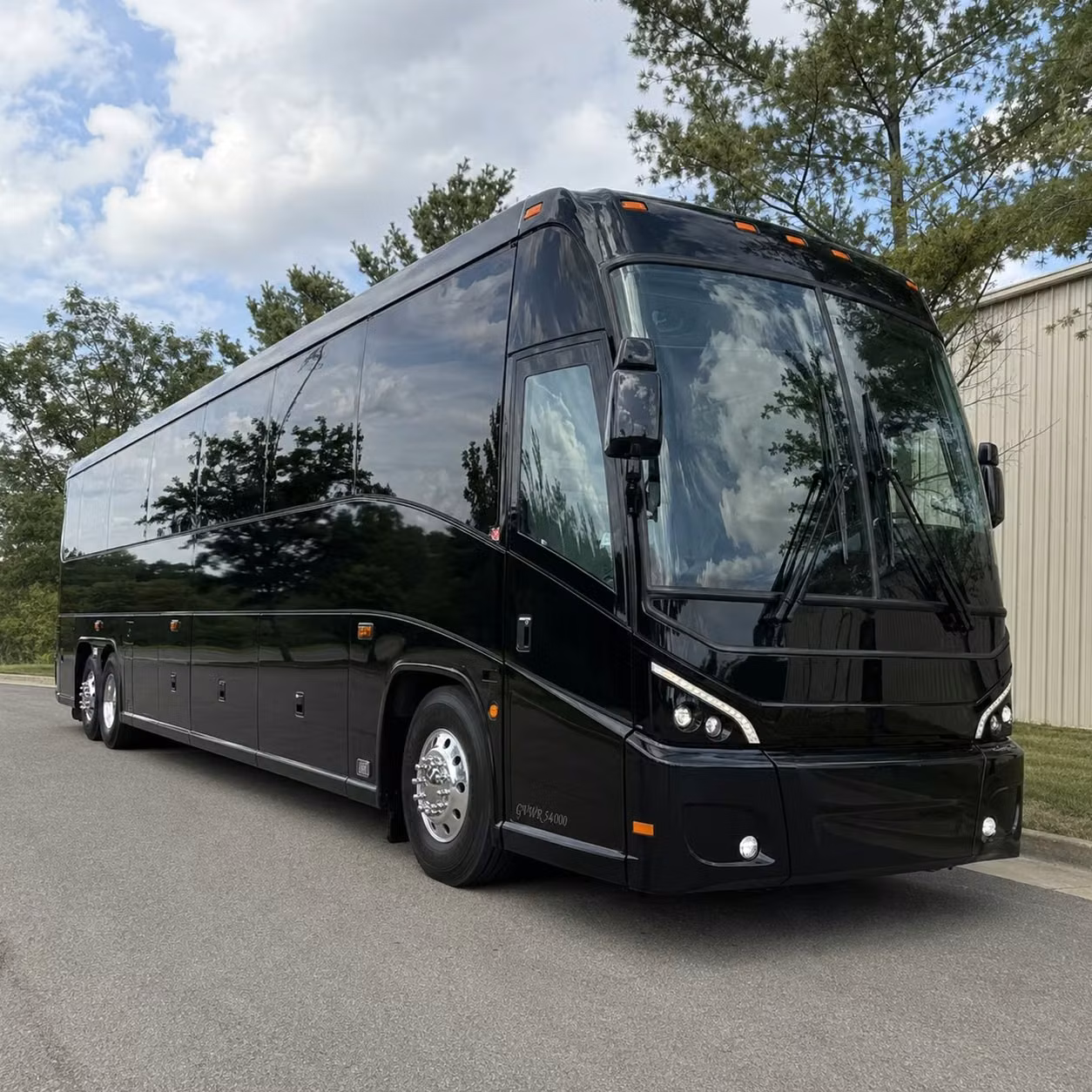 airport transfers and deployment transportation through rickenbacker and port columbus