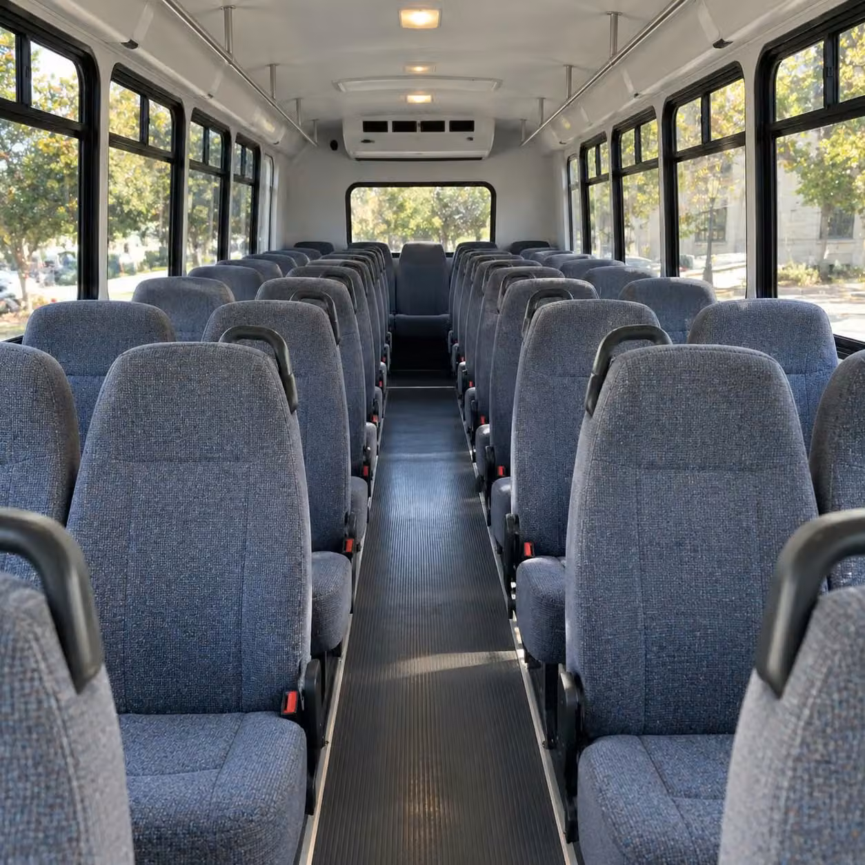 find minibuses for smaller columbus prom groups who want privacy and flexibility